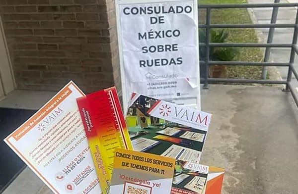 Consulado de México móvil sobre ruedas